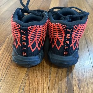 Boys basketball sneakers